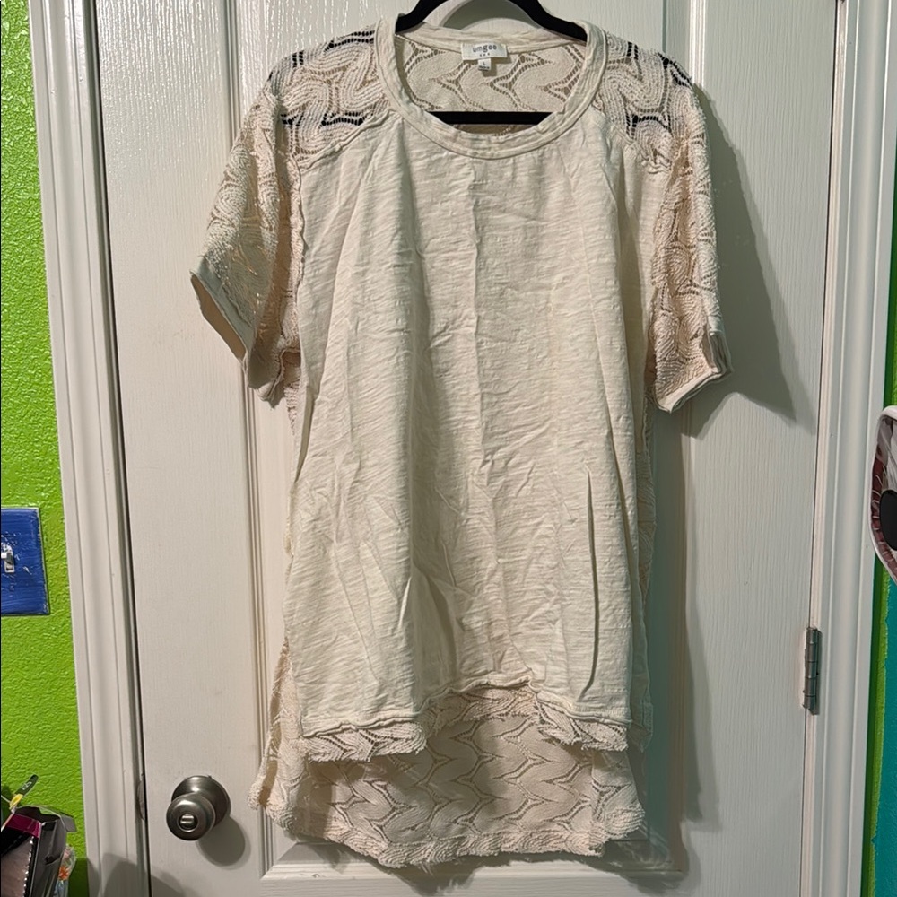 Umgee Cream Textured Short Sleeve Top